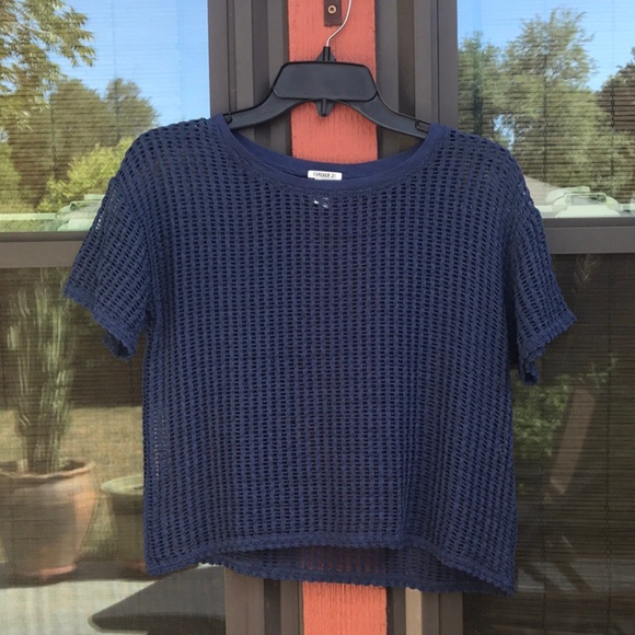 Vintage Tops - Navy Forever 21 Crop Top